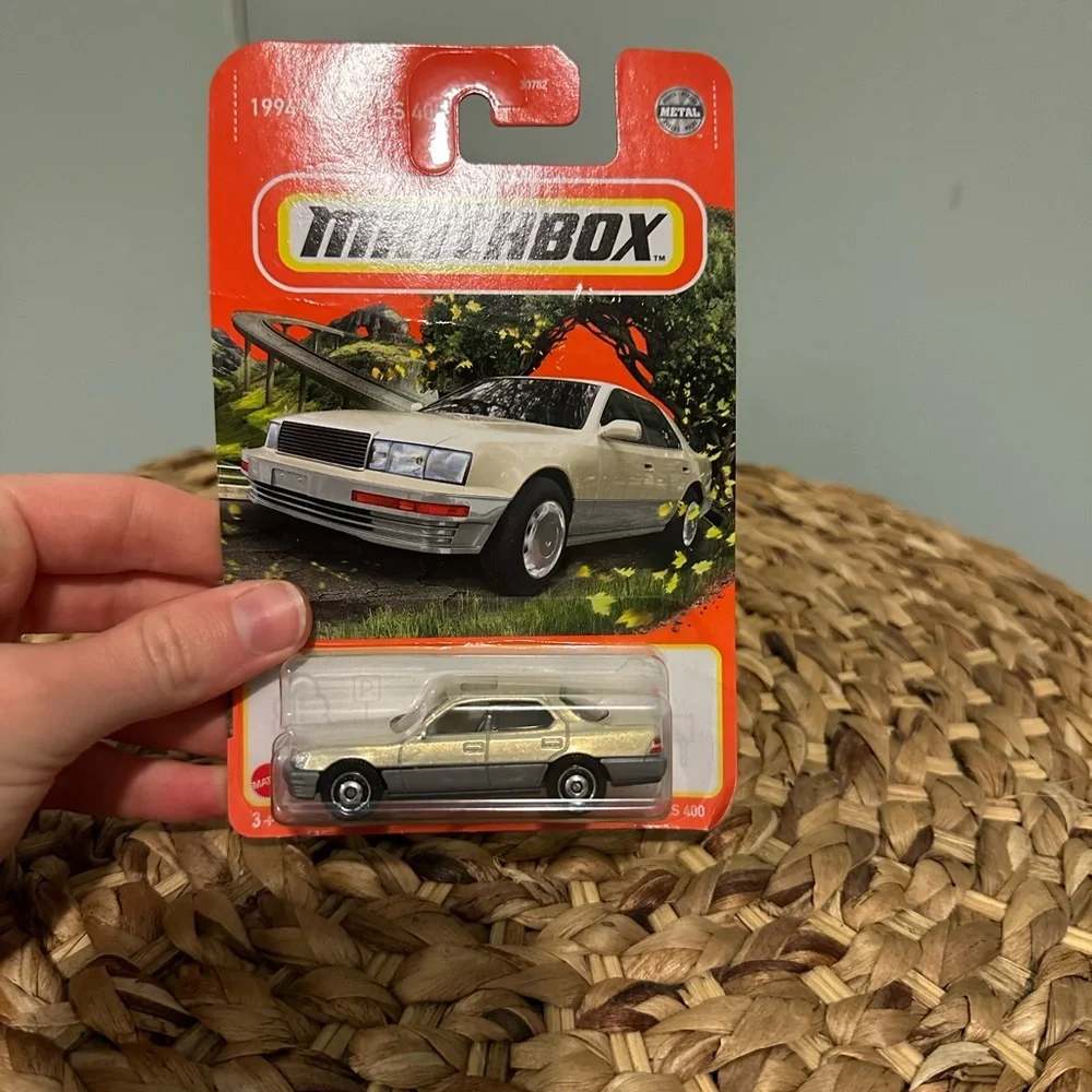 MATCHBOX 1994 LEXUS LS400